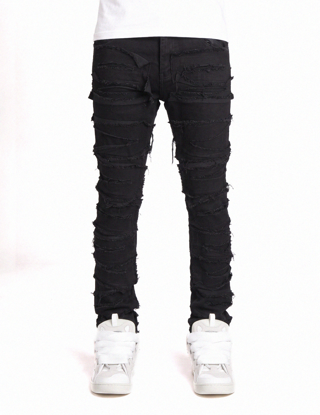 DISTRESSED SKINNY DENIM