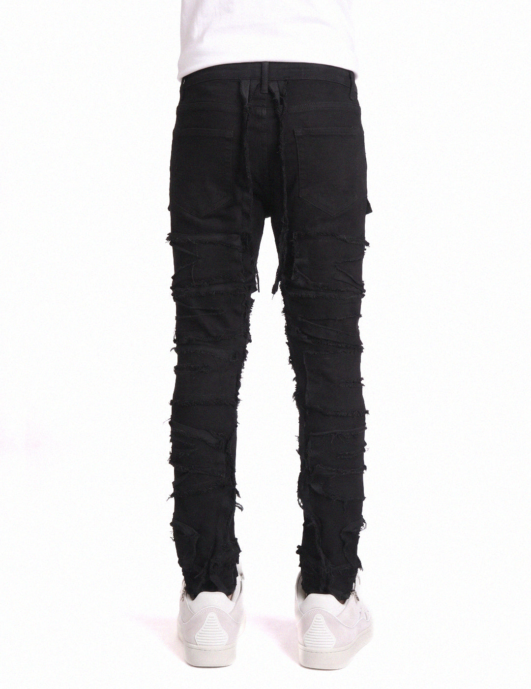 DISTRESSED SKINNY DENIM